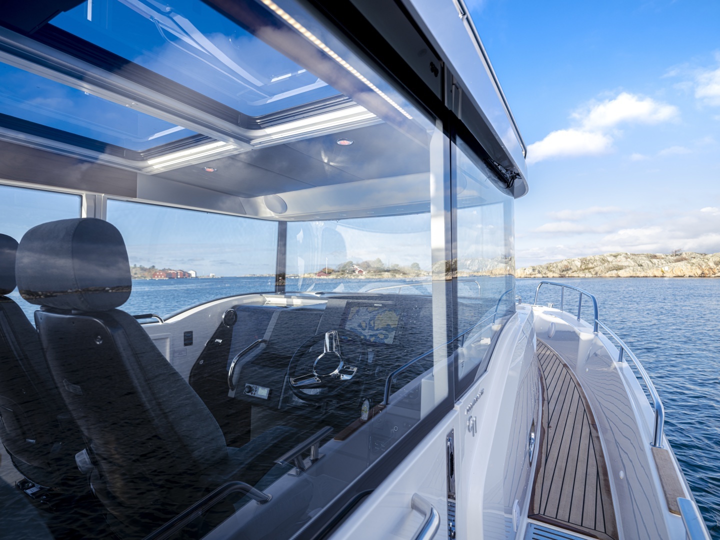 Nimbus Sport Coupe 42 Yacht For Sale