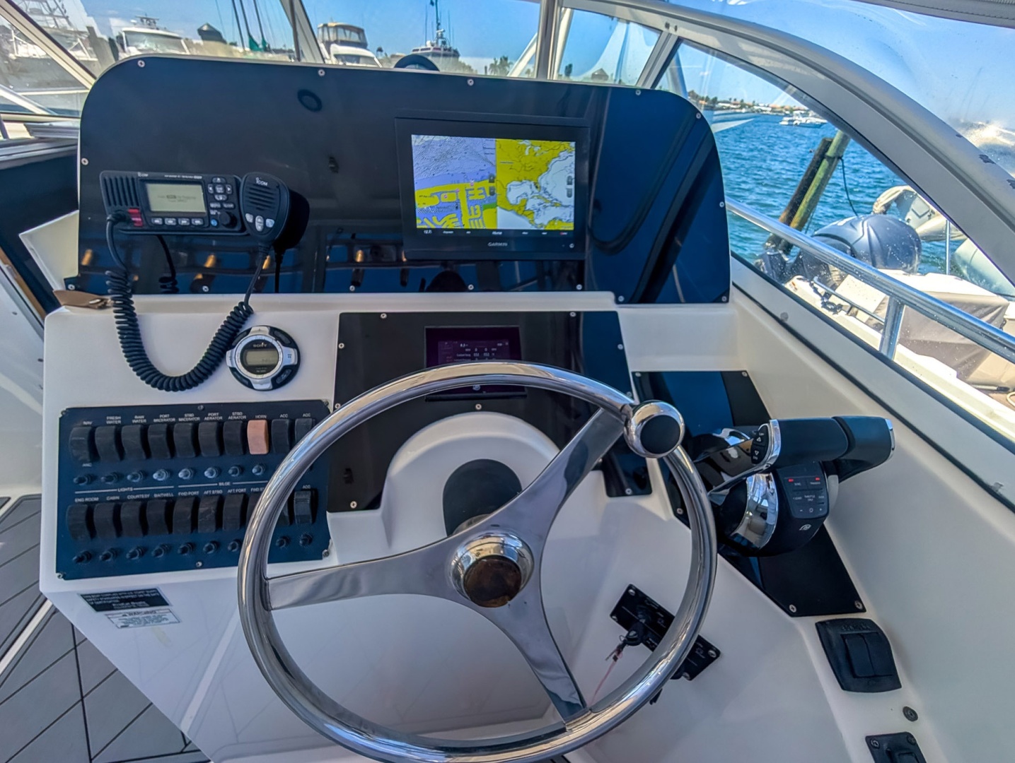 65ft Sumerset Yacht For Sale
