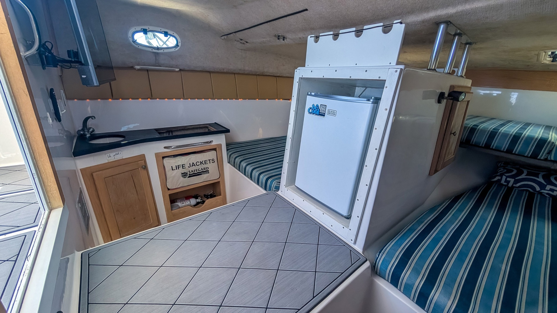 65ft Sumerset Yacht For Sale