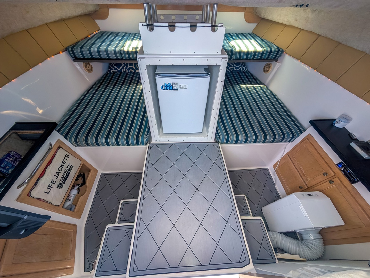 65ft Sumerset Yacht For Sale