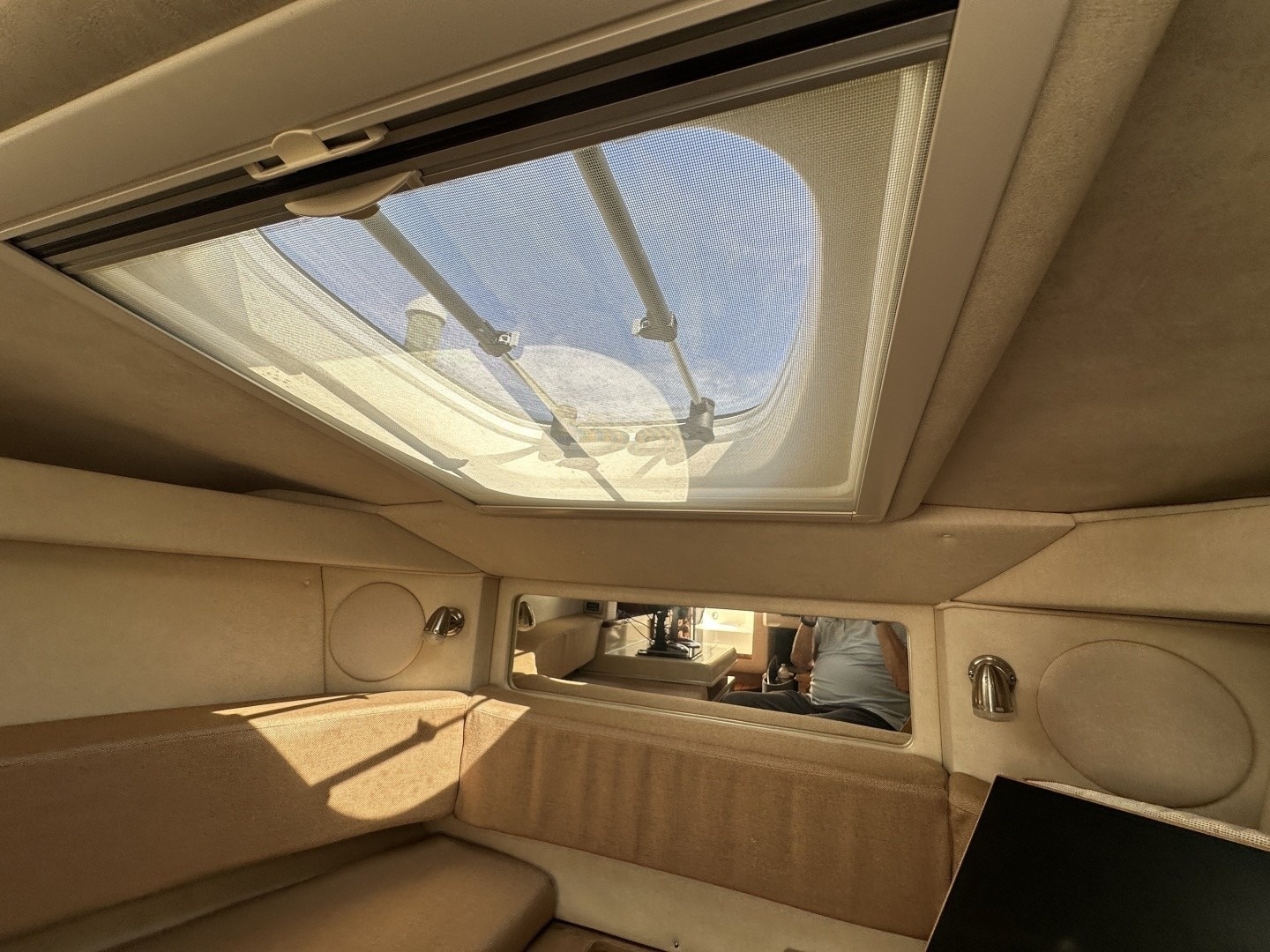 2010 Sea Ray Sundancer 260