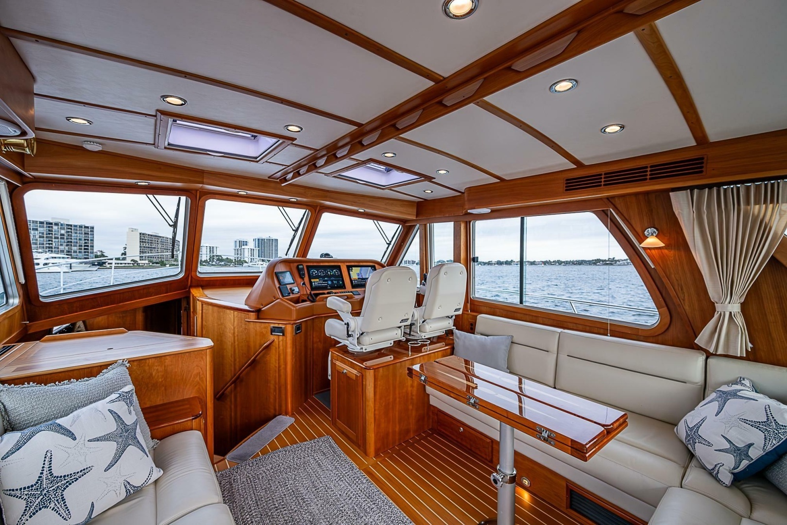 Sabre 48 Salon Express Yacht For Sale