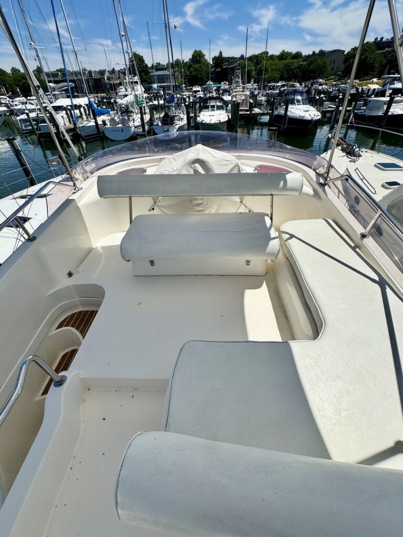 1999 Birchwood Challenger 450 Flybridge