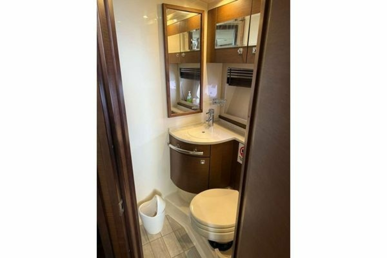 Sea Ray 450 Sundancer Yacht For Sale