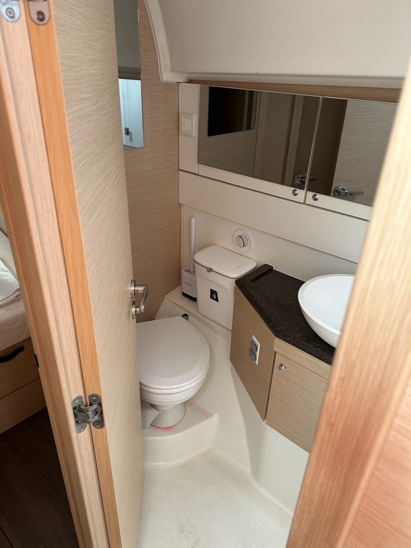 Jeanneau 51 Yacht For Sale