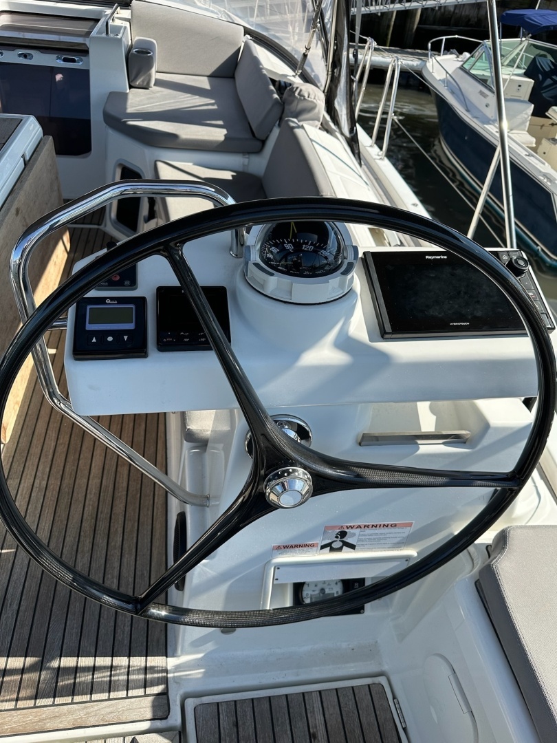 Jeanneau 51 Yacht For Sale