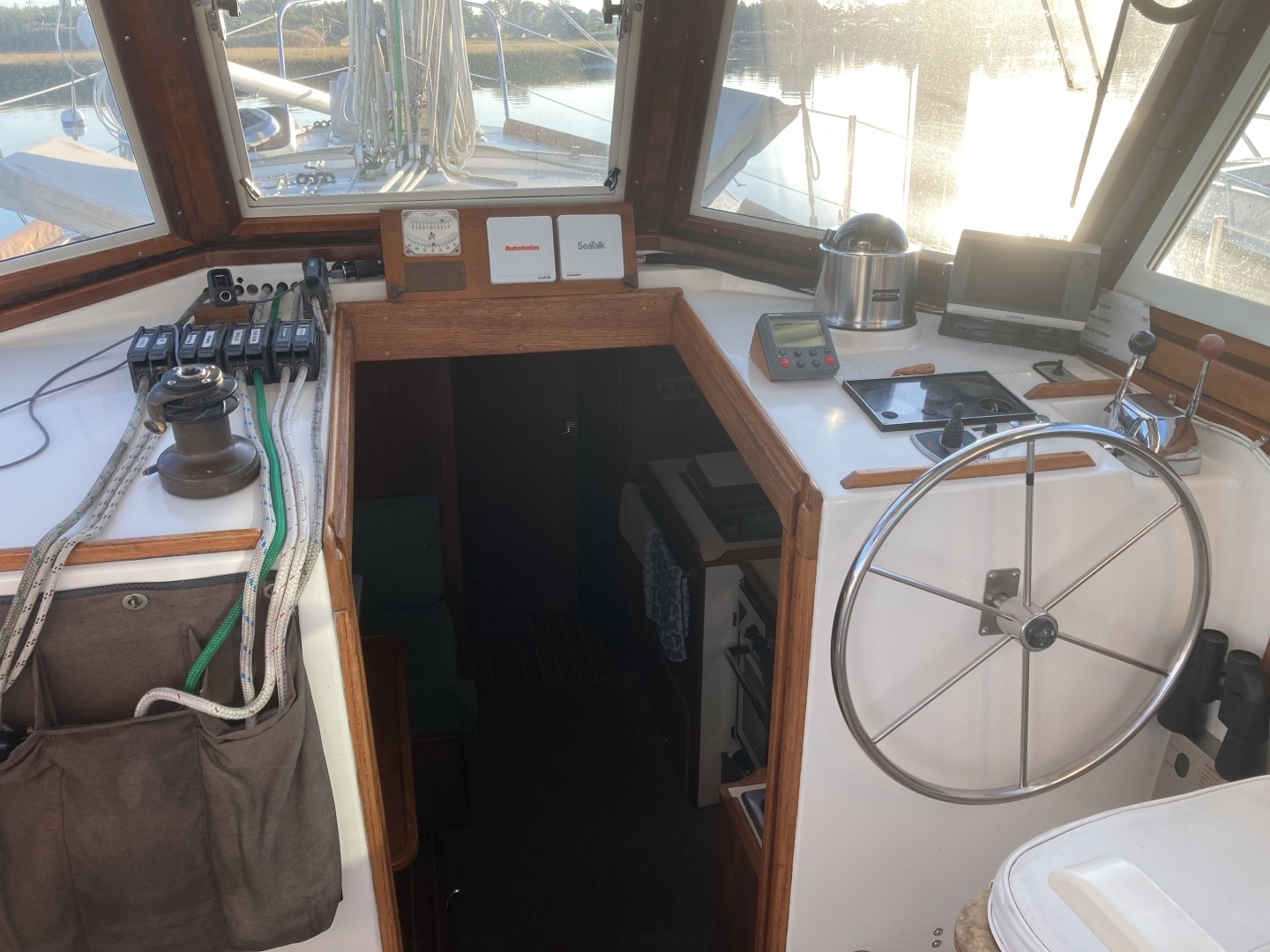 1989 Cape Dory 