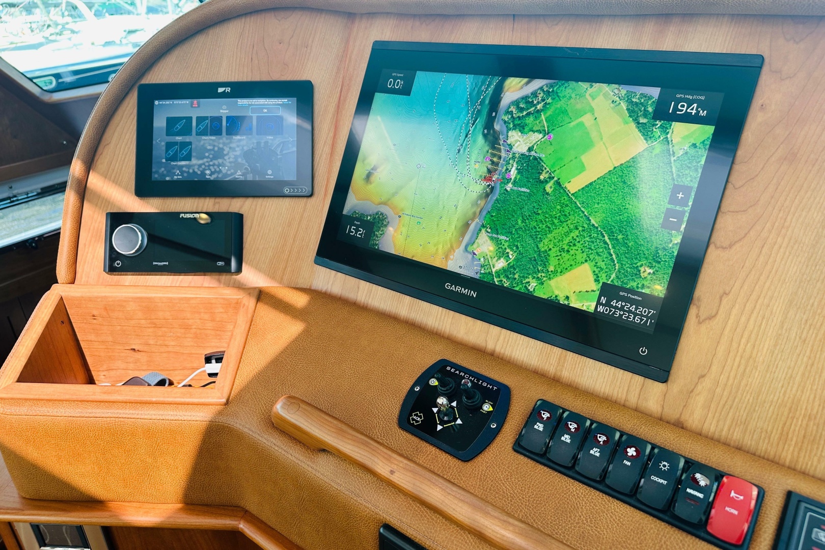 2025 Sabre 48 Salon Express