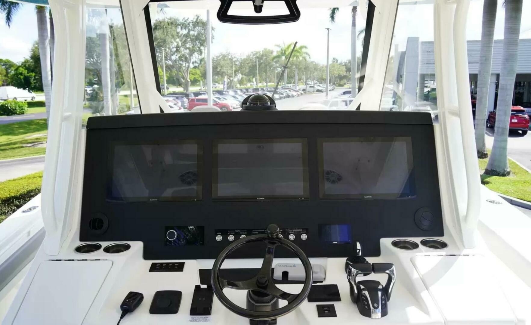 Regulator 37 Yacht For Sale
