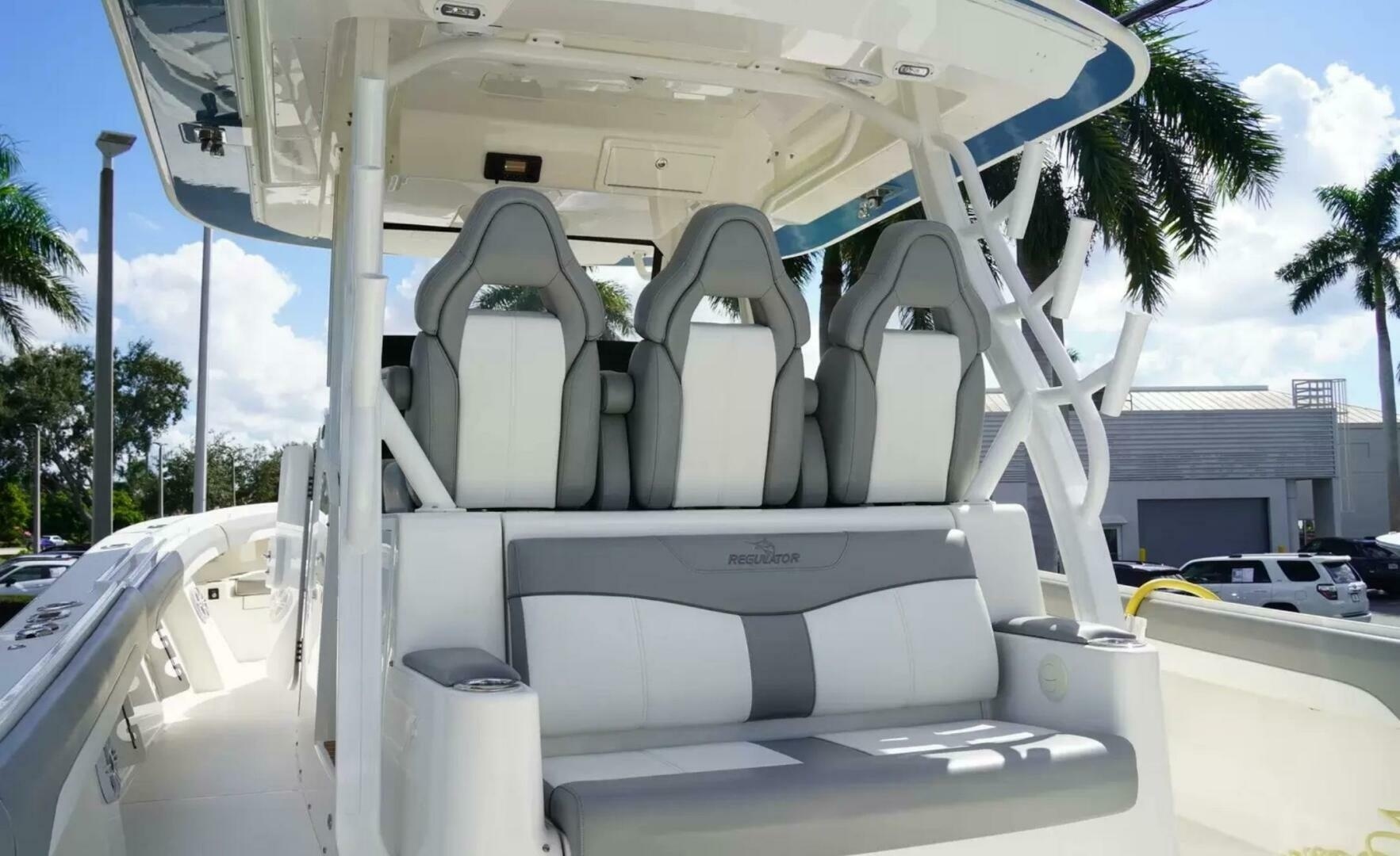 Regulator 37 Yacht For Sale