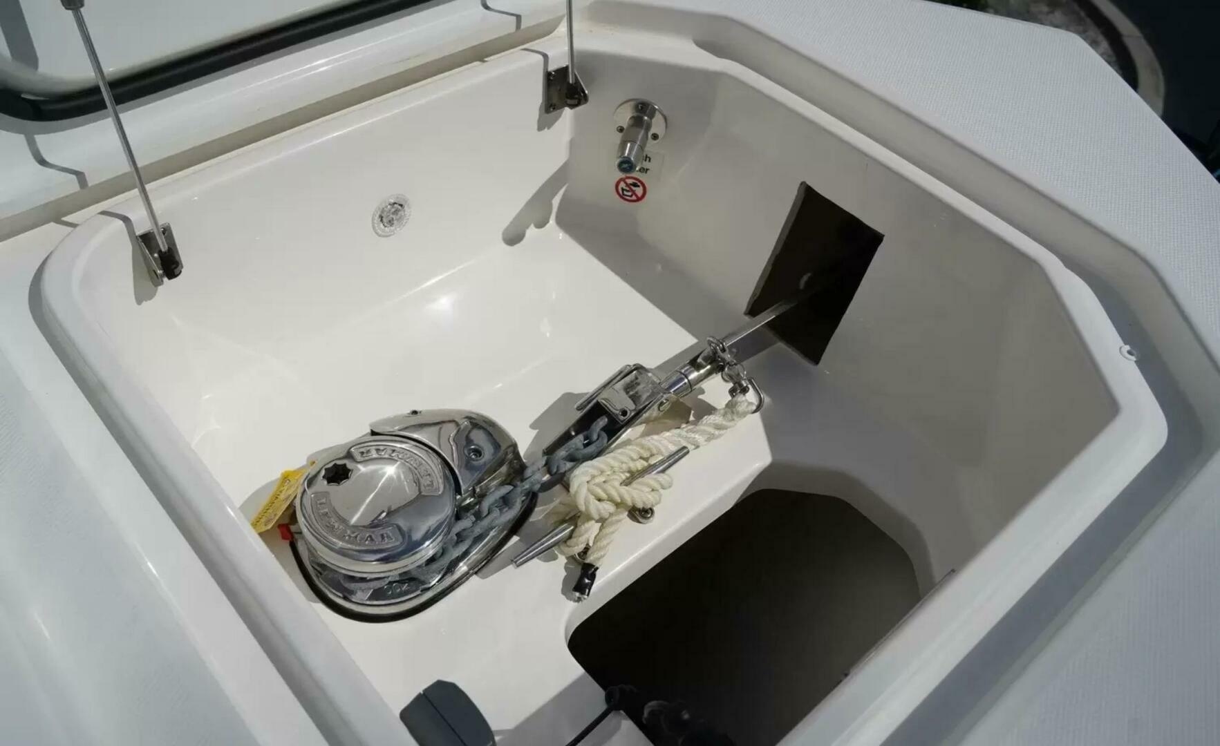 Regulator 37 Yacht For Sale