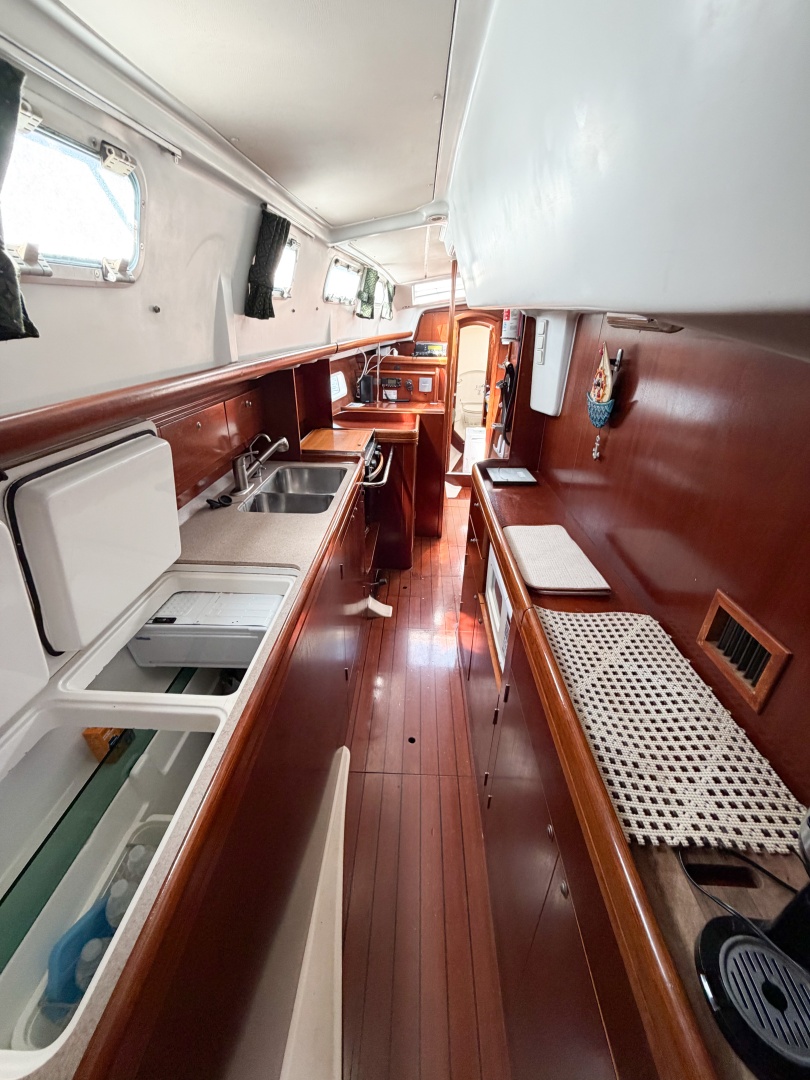 2002 Beneteau Oceanis 42CC