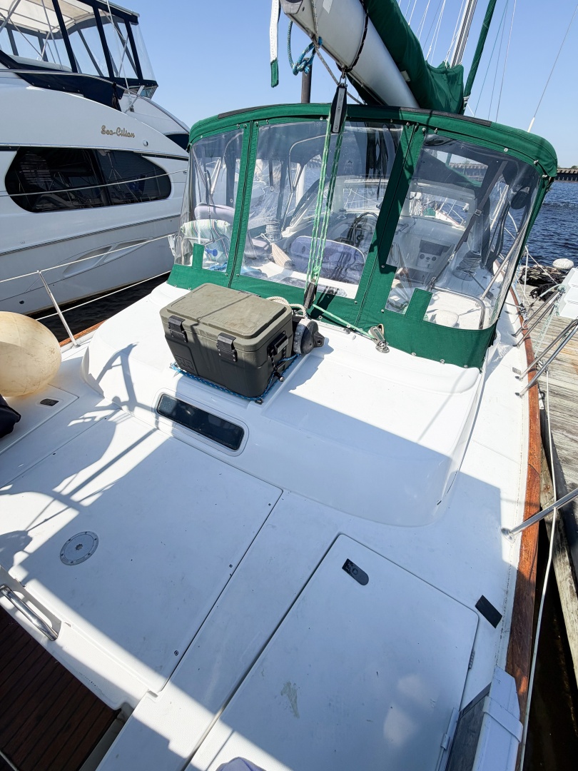 2002 Beneteau Oceanis 42CC