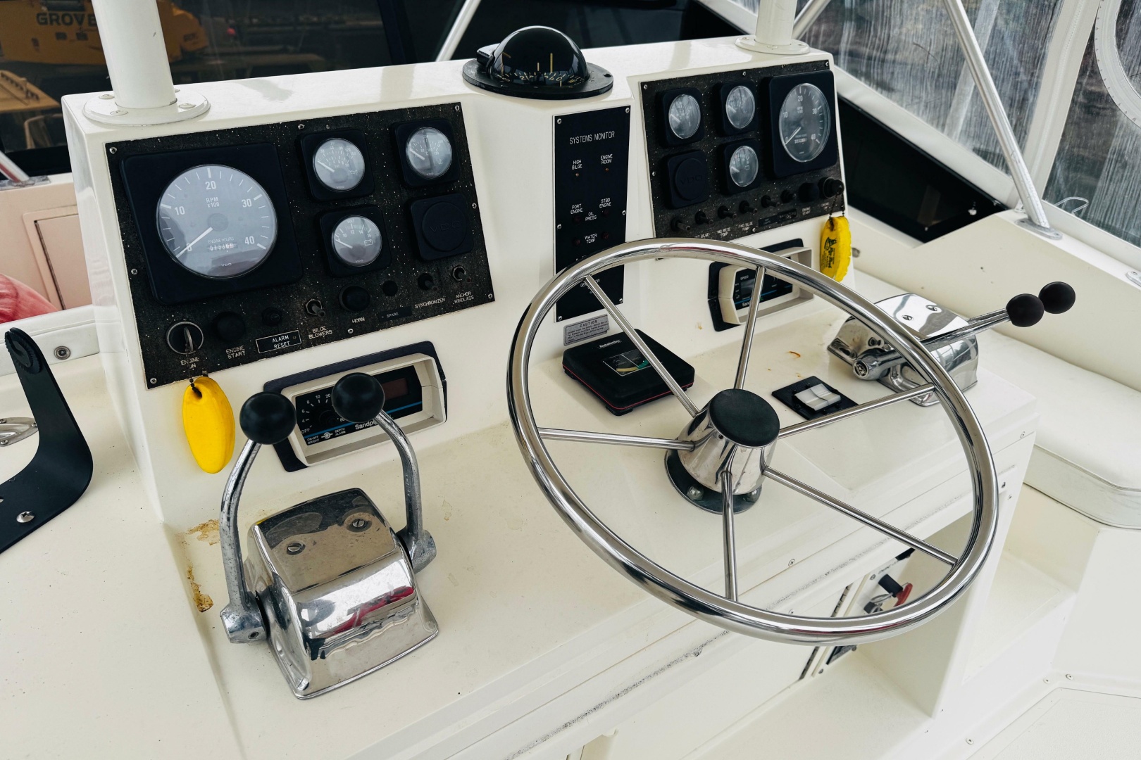 1992 Viking 35 Convertible