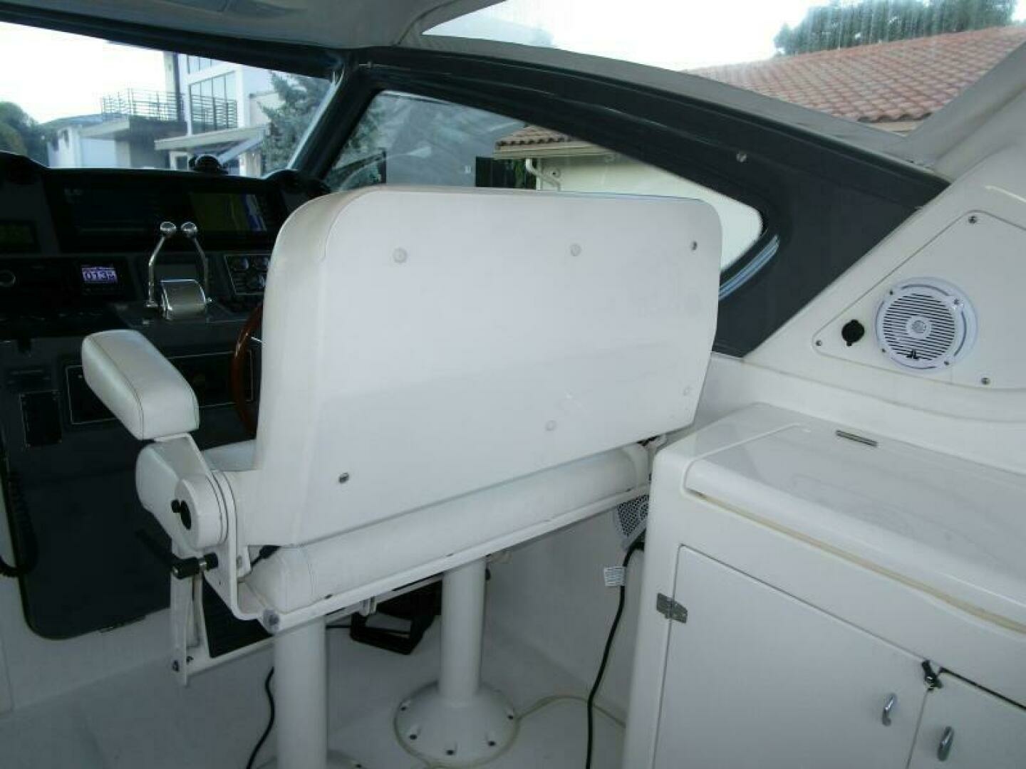 Tiara Yachts 5200 Express Yacht For Sale