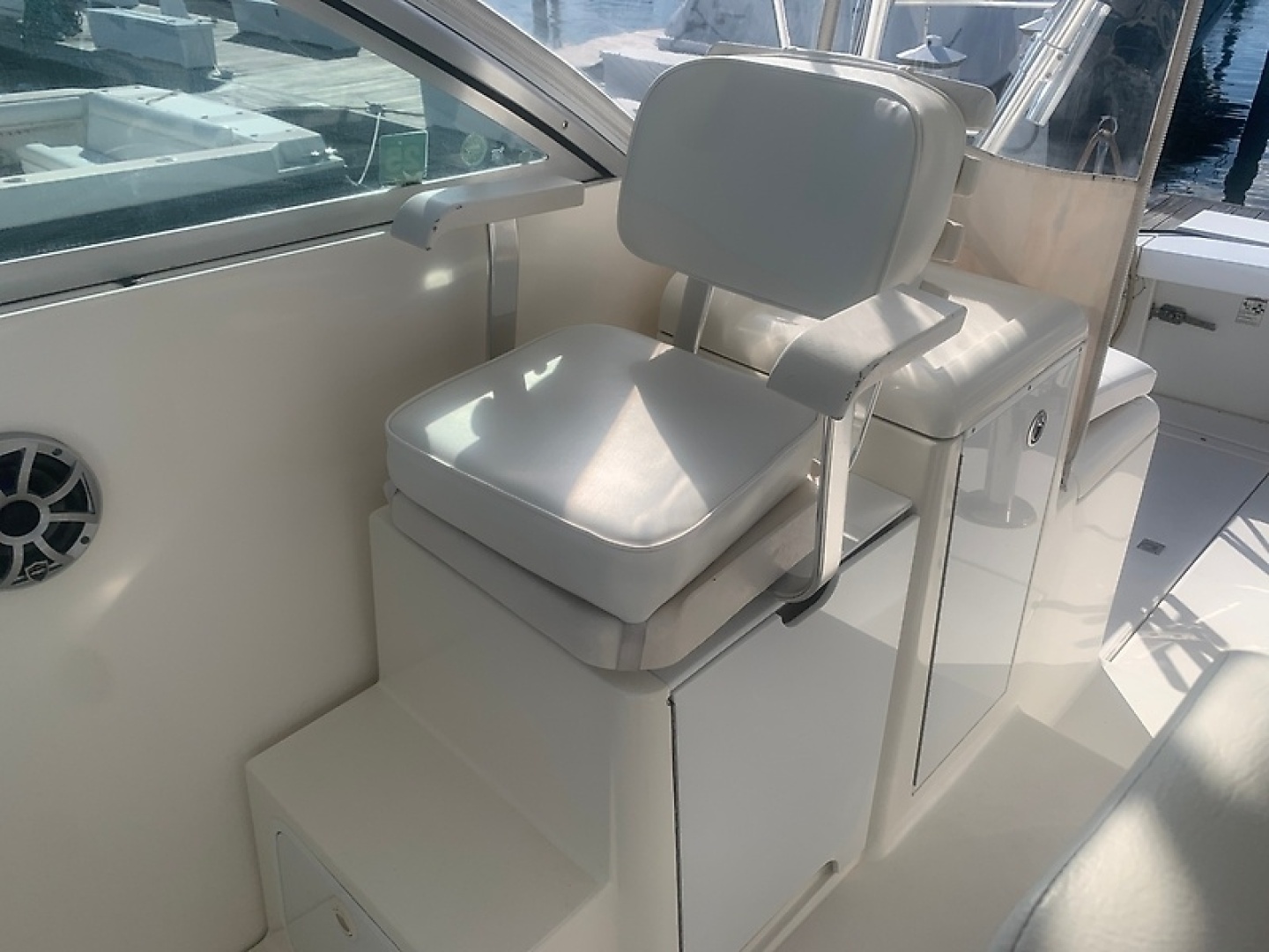 Rampage 38 Express — Sea Troll - Photo 24