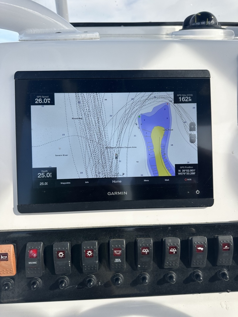 2020 Belzona 27 Center Console