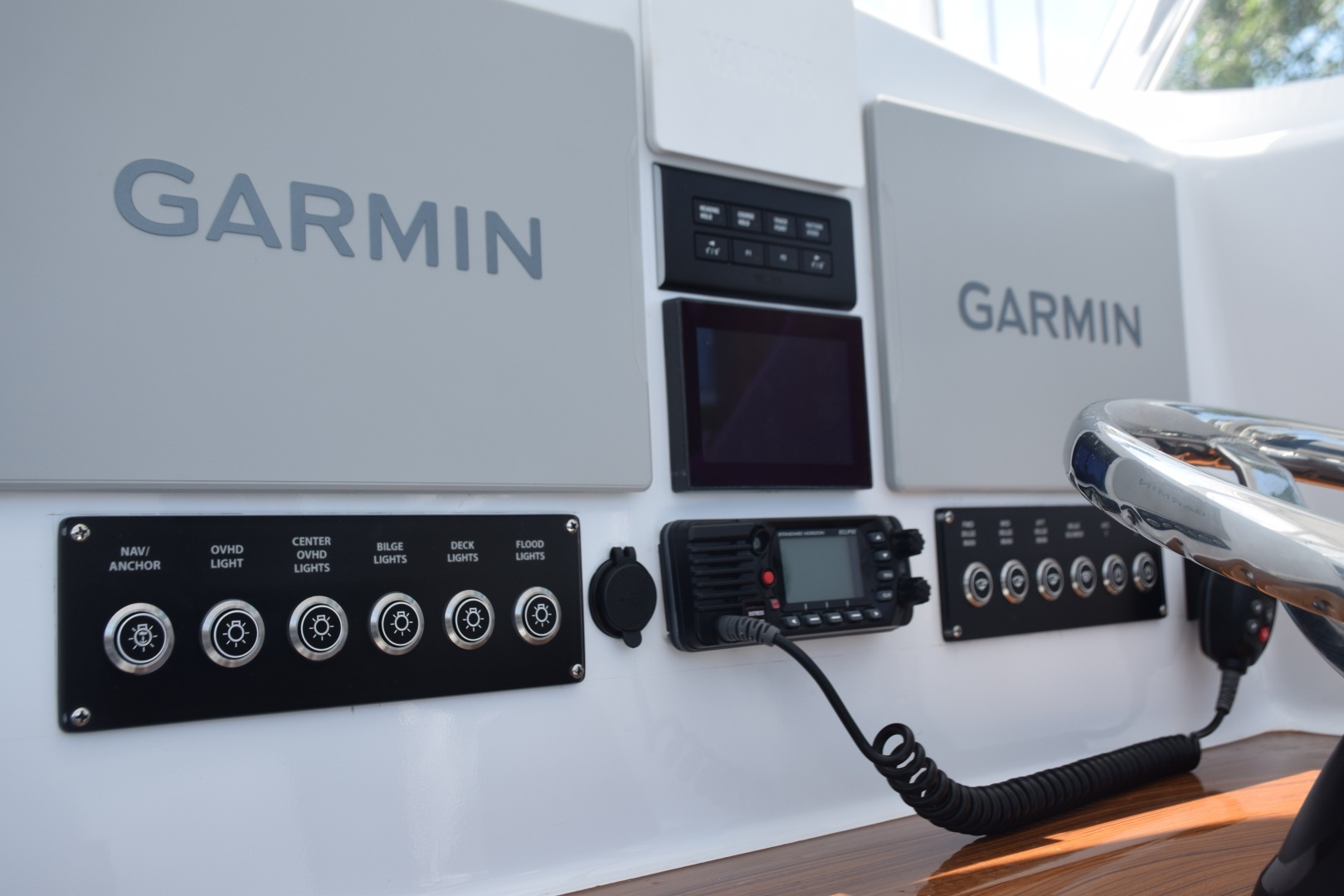 Bertram 31 Express Cruiser Yacht For Sale