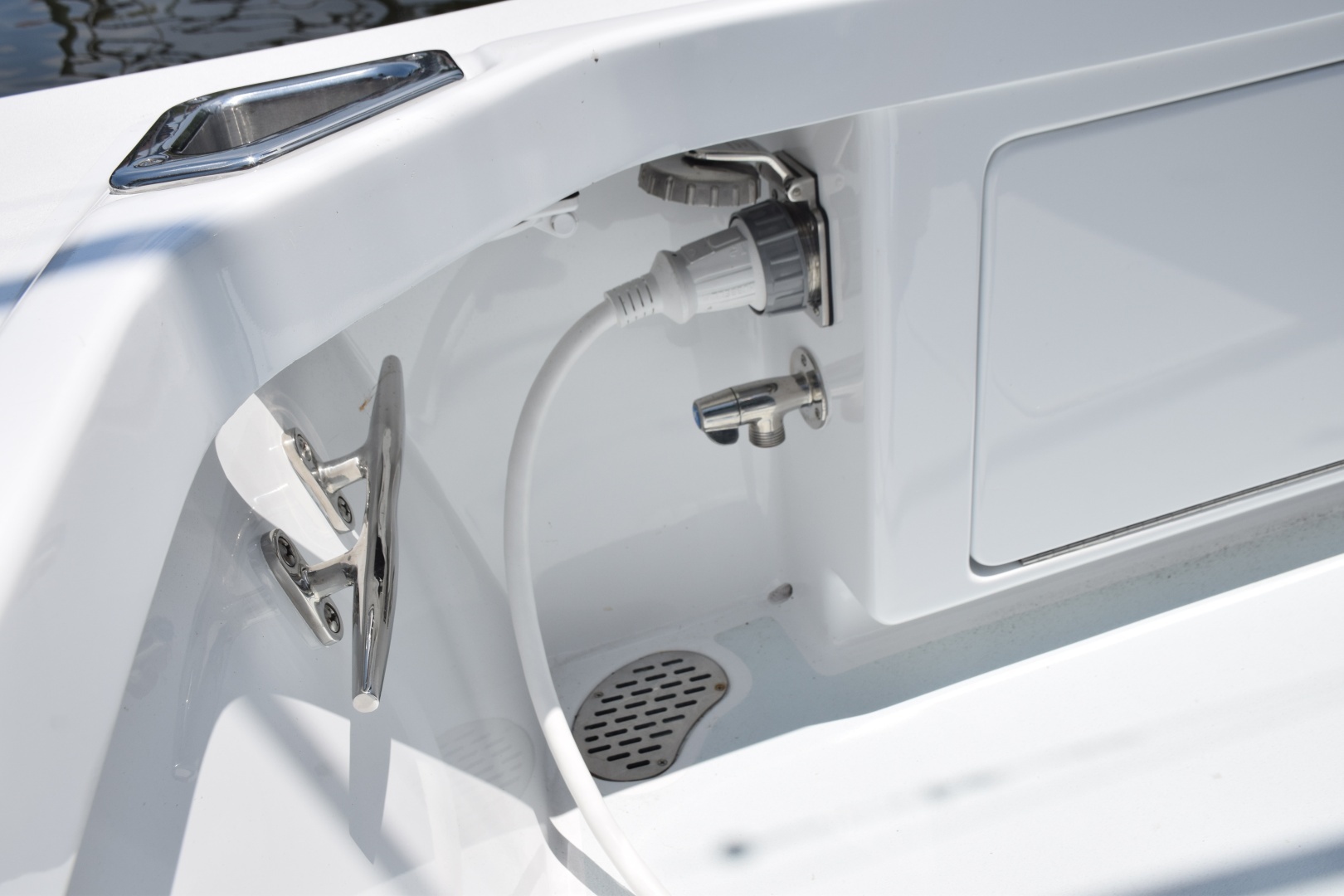 Bertram 31 Express Cruiser Yacht For Sale