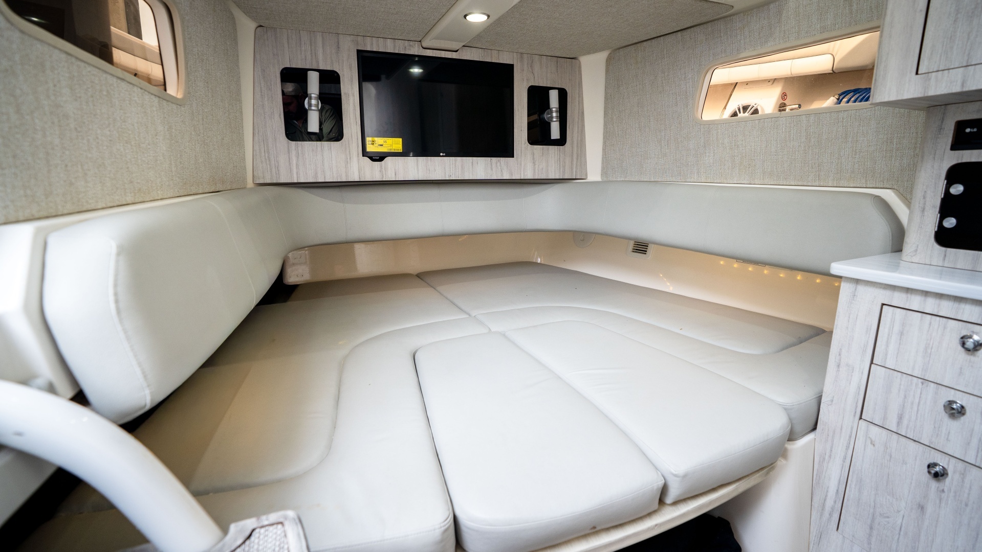 Regulator 41 Yacht For Sale