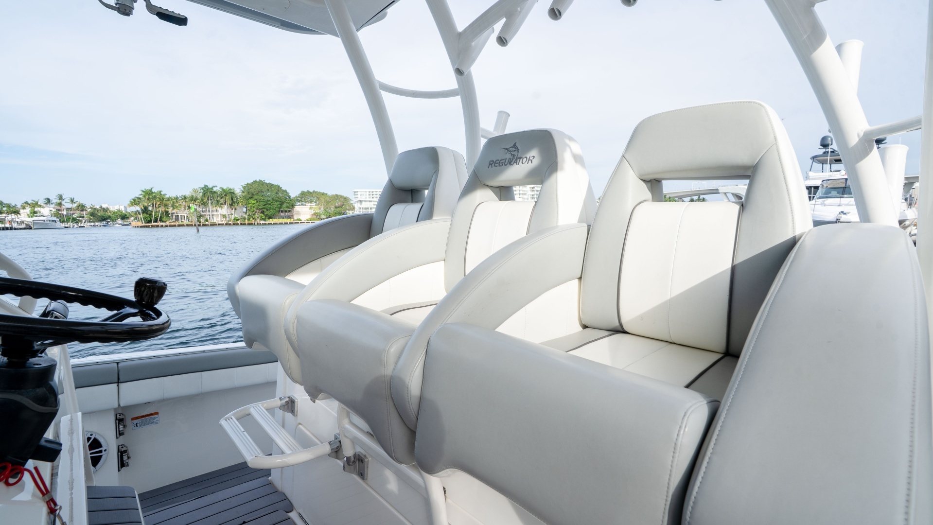 Regulator 41 Yacht For Sale