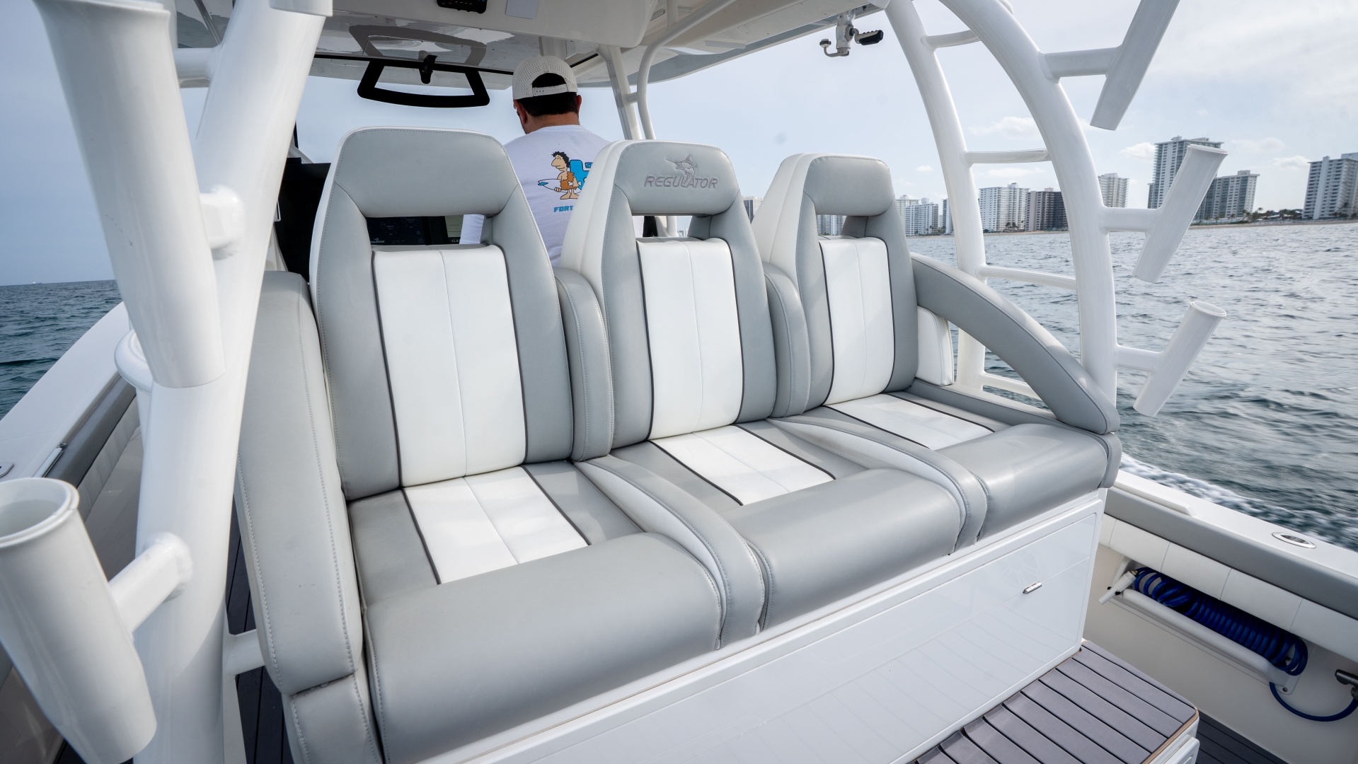Regulator 41 Yacht For Sale
