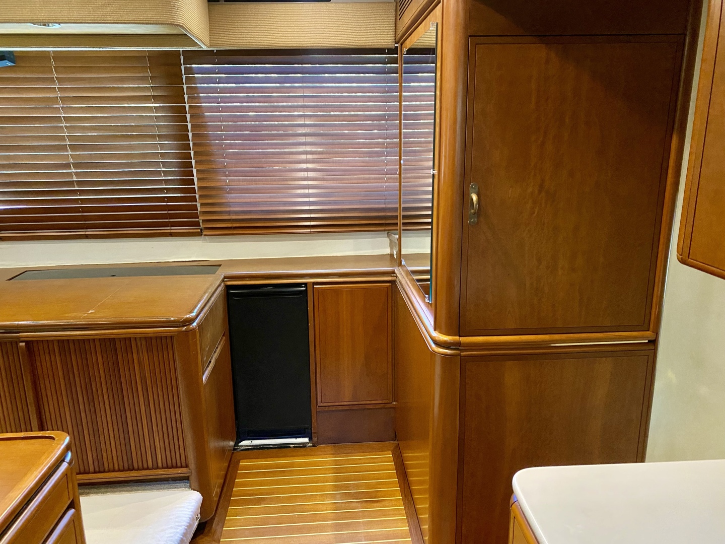 1986 Huckins 
