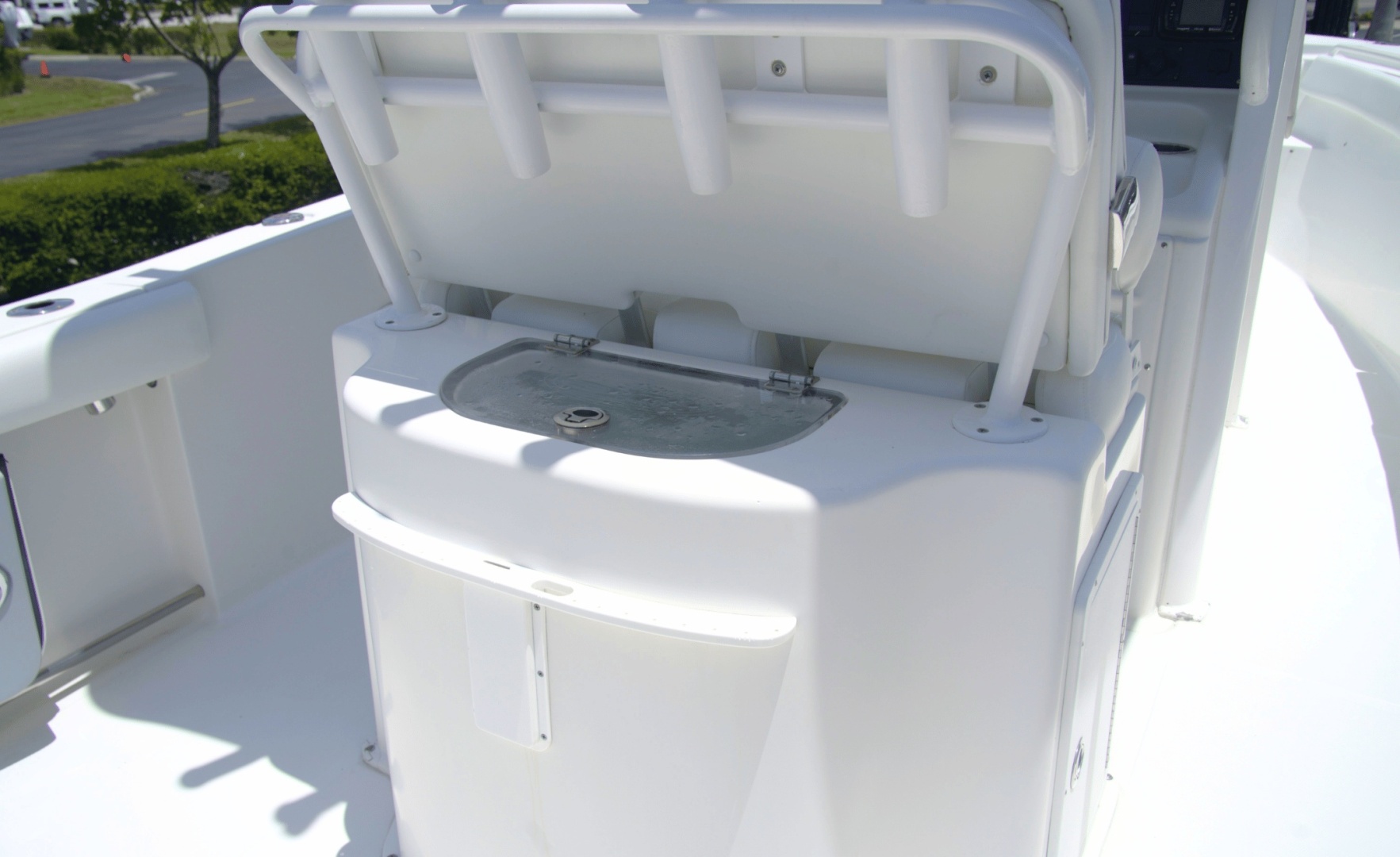 2018 Sea Hunt Gamefish 27CB