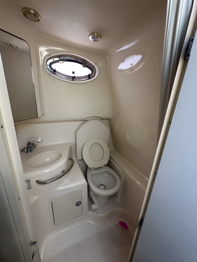 1998 Sea Ray 290 Sundancer