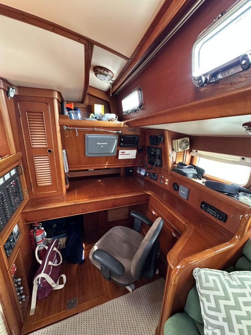 L EQUIPE 53ft Little Harbor Yacht For Sale