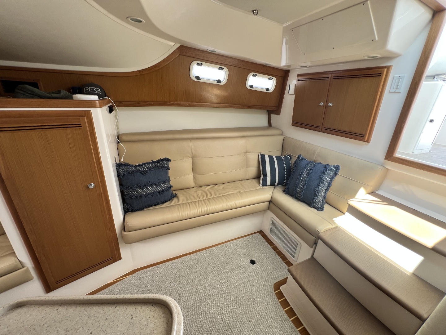 2007 Cabo 35 Express