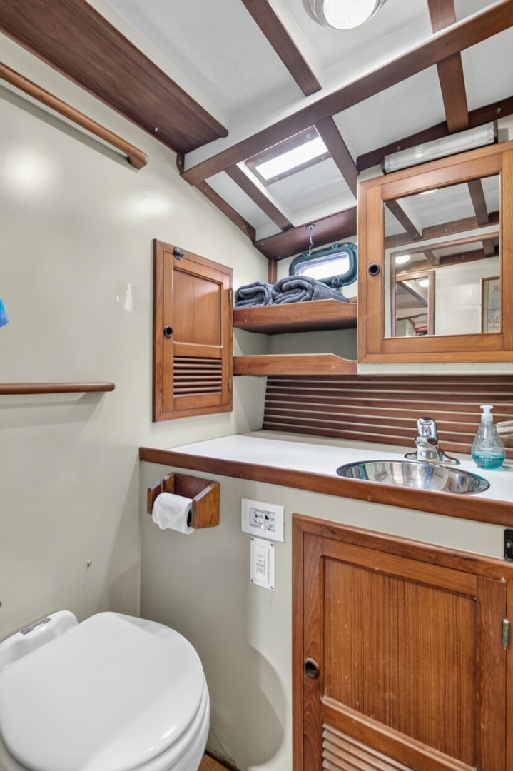 Kadey-Krogen 42 Yacht For Sale