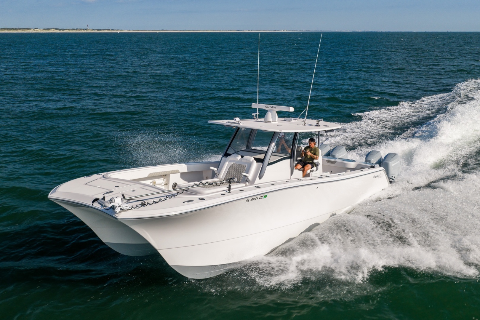 Front Runner 37 Catamaran Yacht For Sale