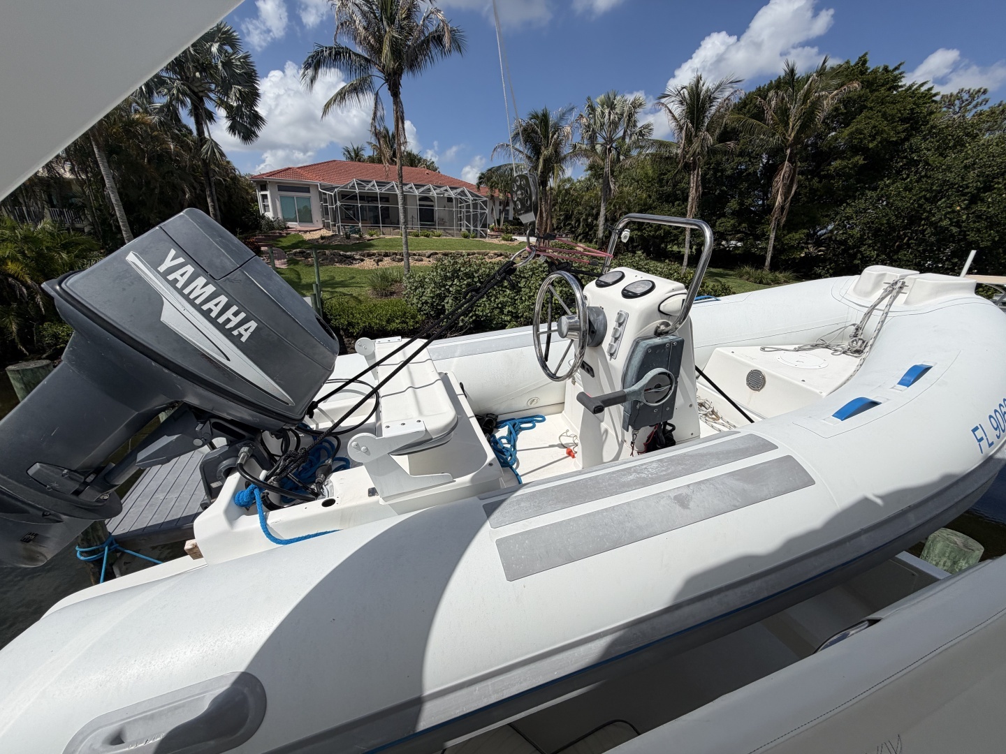 Navigator 5300 Yacht For Sale