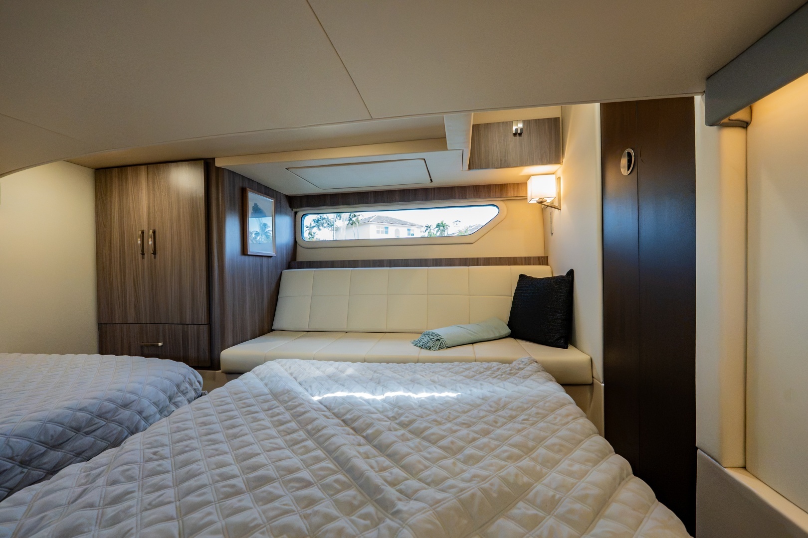 Regal 42 XO Yacht For Sale