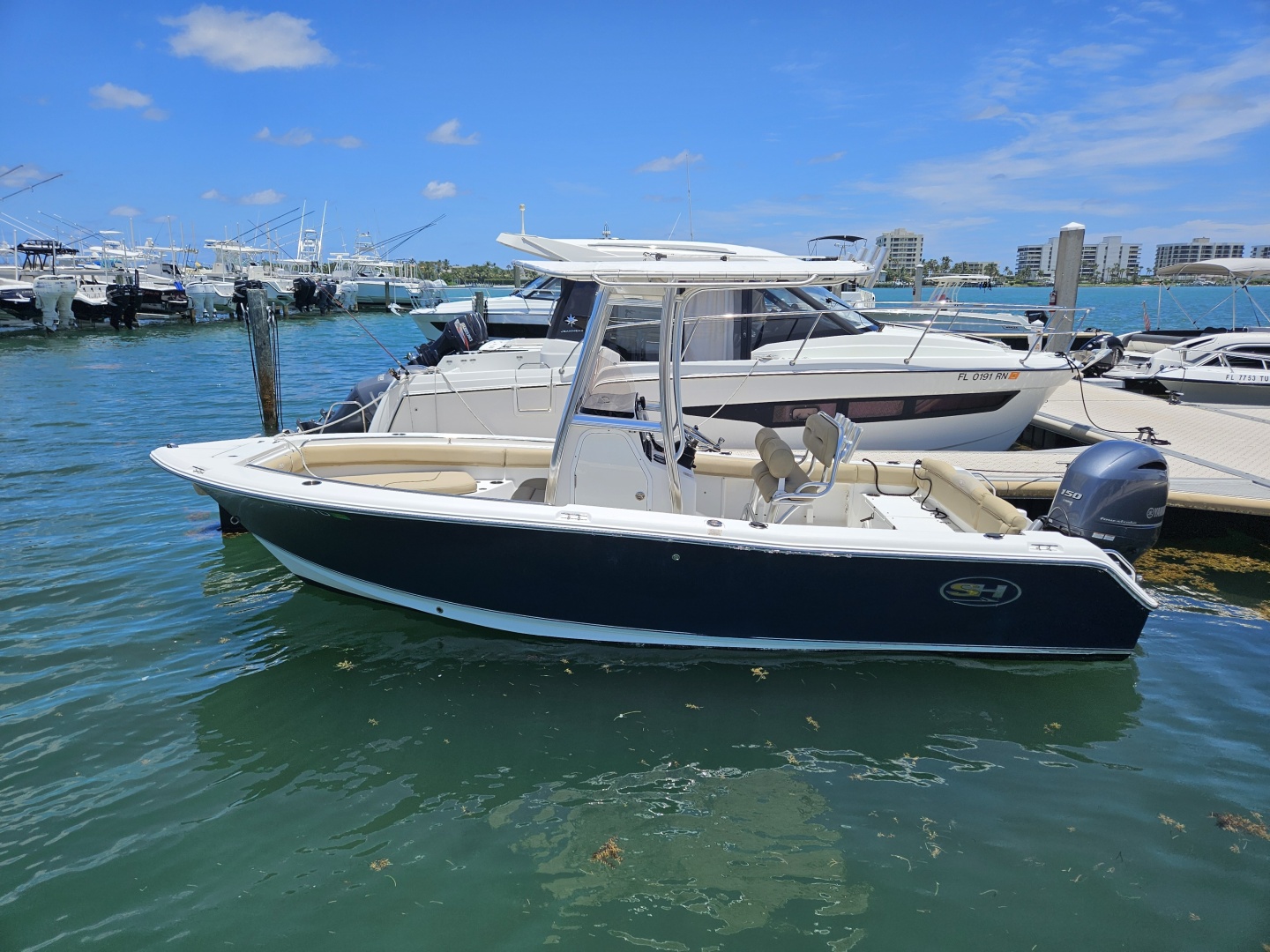 2017 Sea Hunt Ultra 211