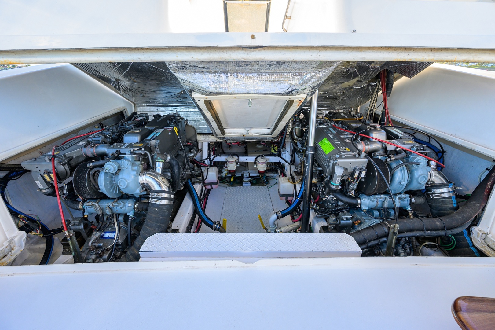 Heron s Catch 28ft Lazzara Yachts Yacht For Sale Heron s Catch 28ft Lazzara Yachts Yacht For Sale