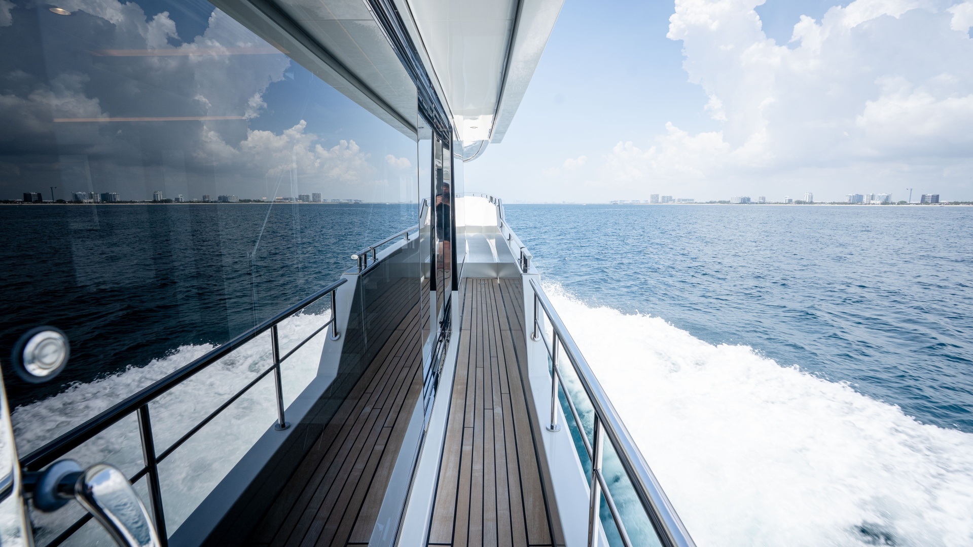 Ocean Alexander 32L Yacht For Sale