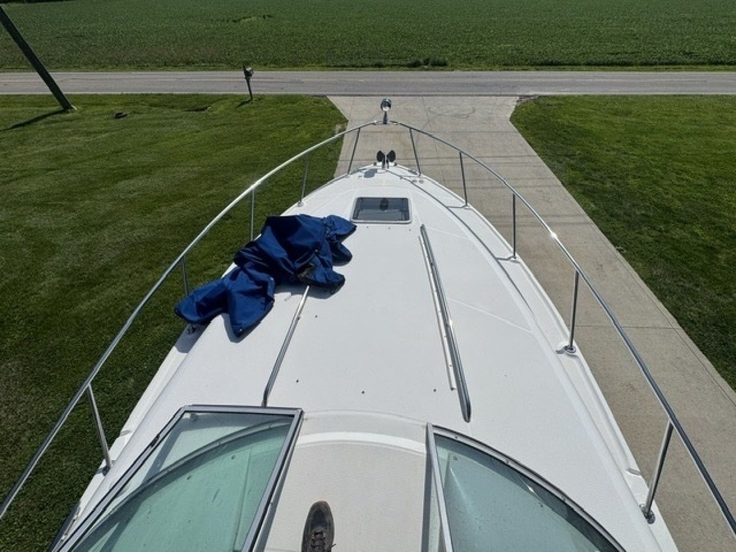 29ft Chaparral Yacht For Sale