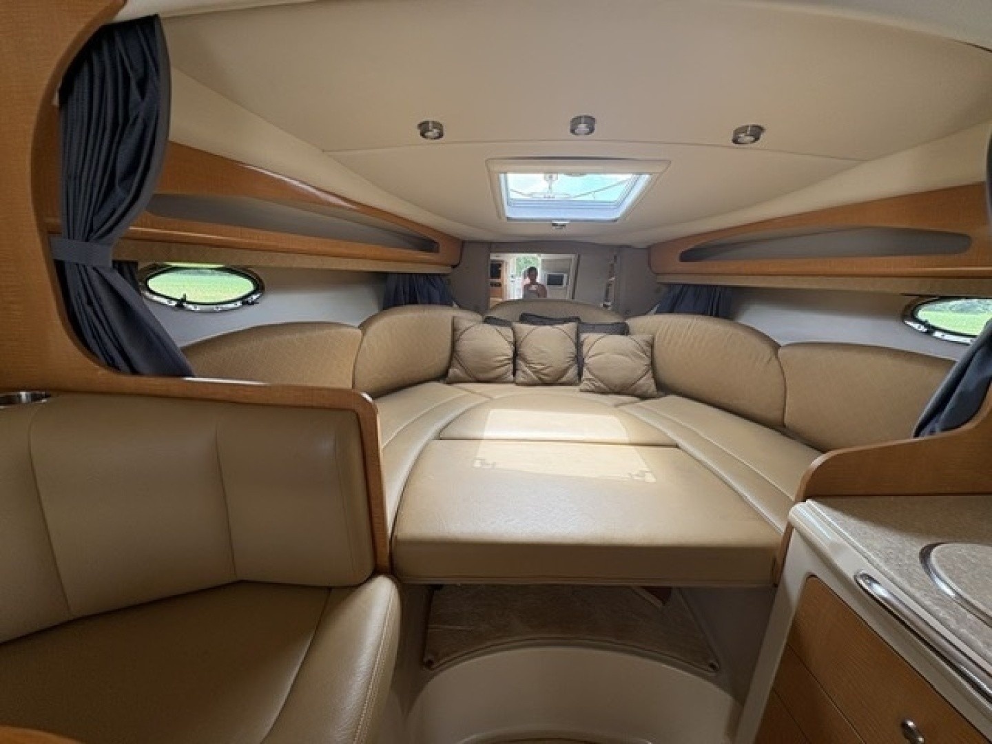 29ft Chaparral Yacht For Sale