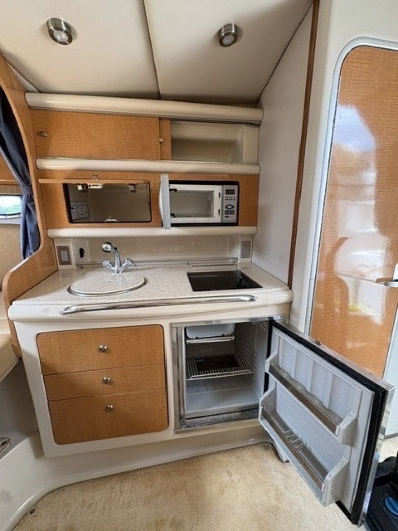 29ft Chaparral Yacht For Sale