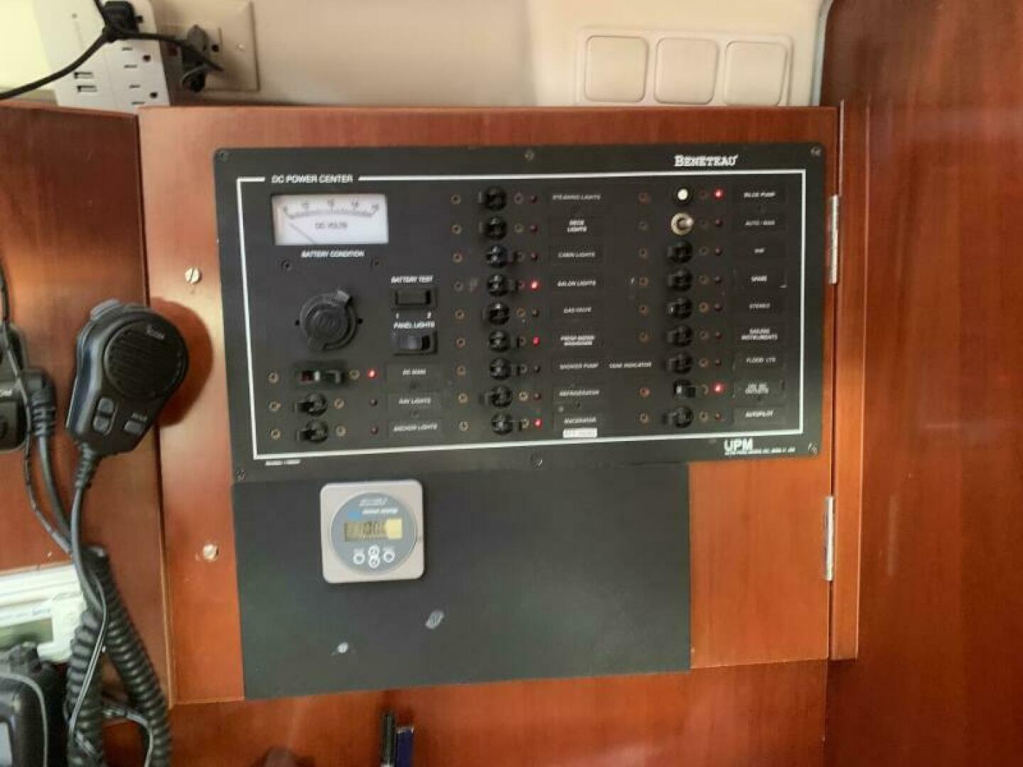 2004 Beneteau Oceanis 393