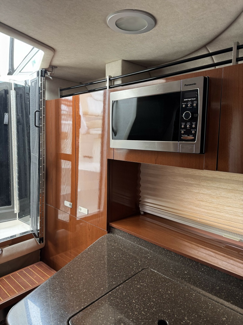 Sea Ray 310da Galley 1
