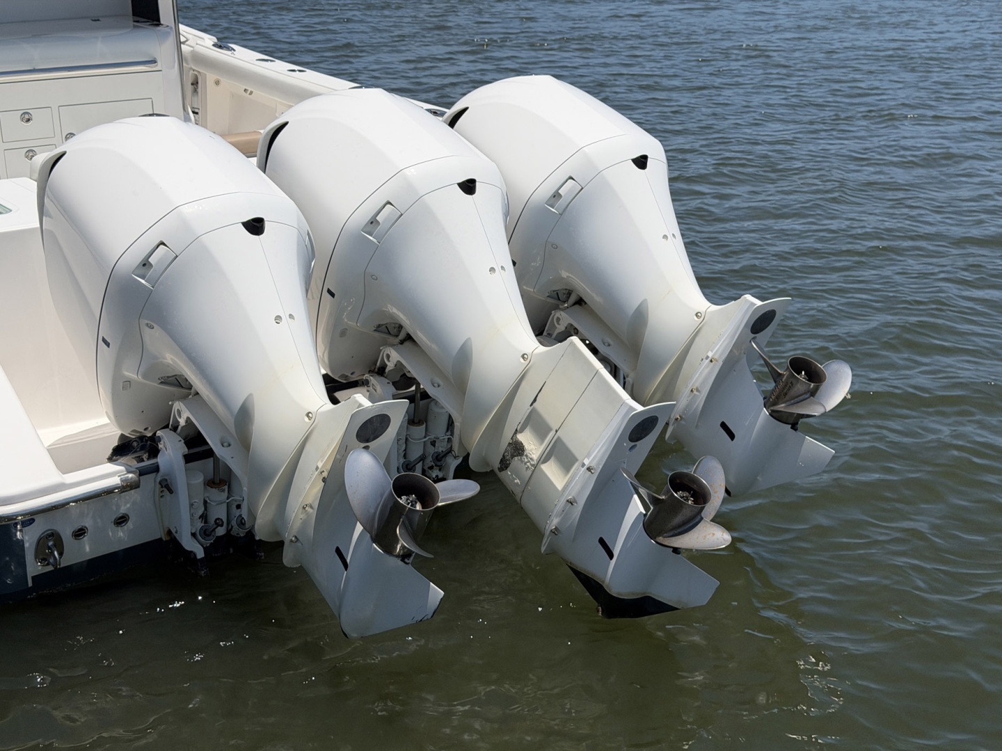Edgewater 368 CC Yacht For Sale