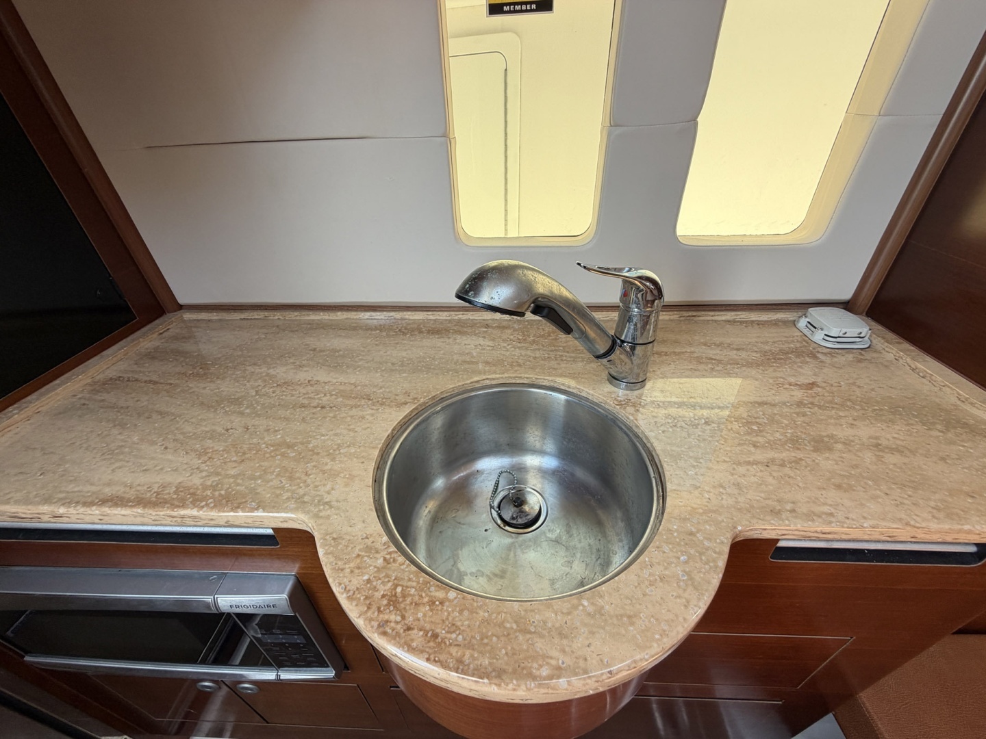 Edgewater 368 CC Yacht For Sale