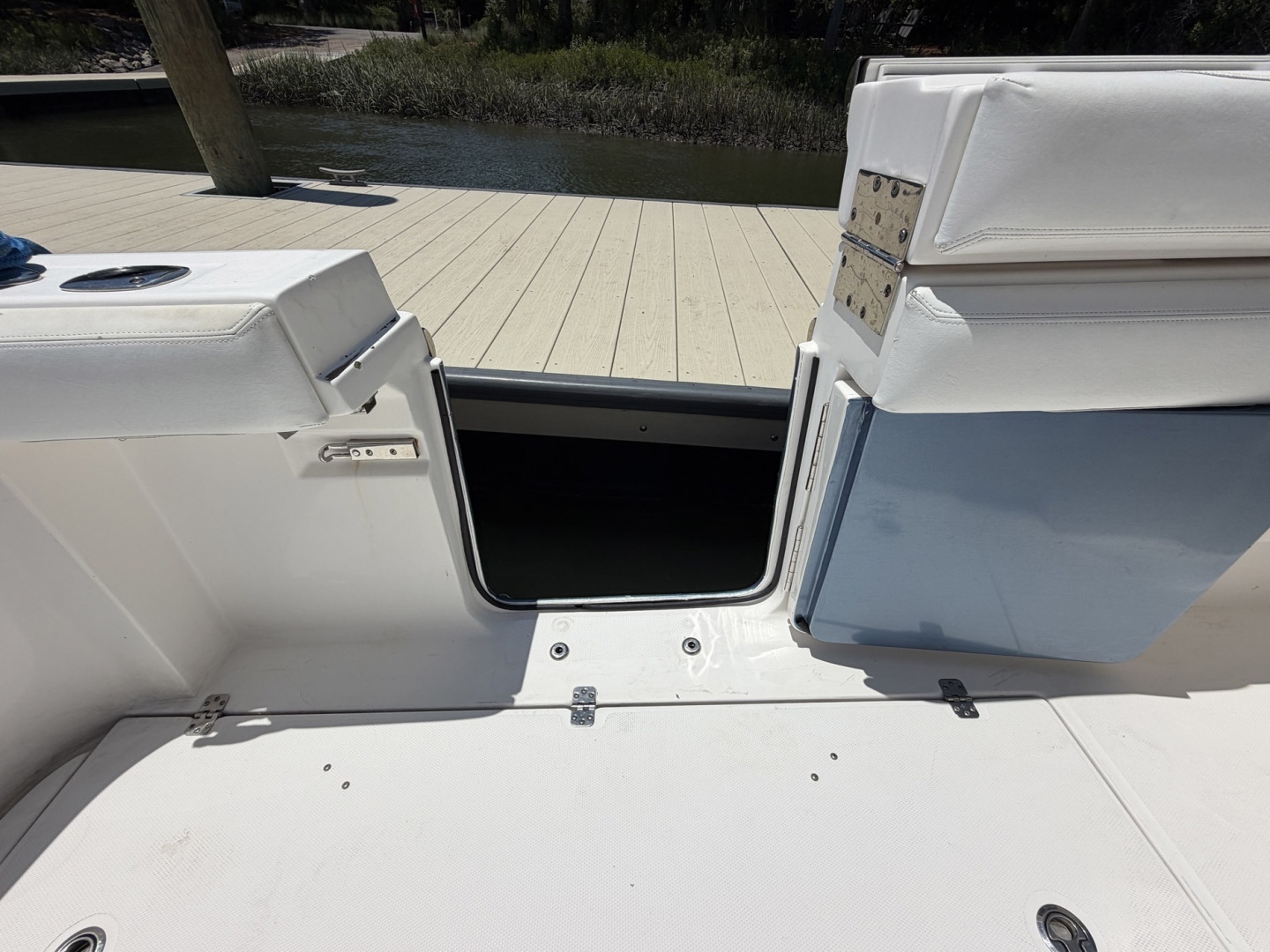 Edgewater 368 CC Yacht For Sale