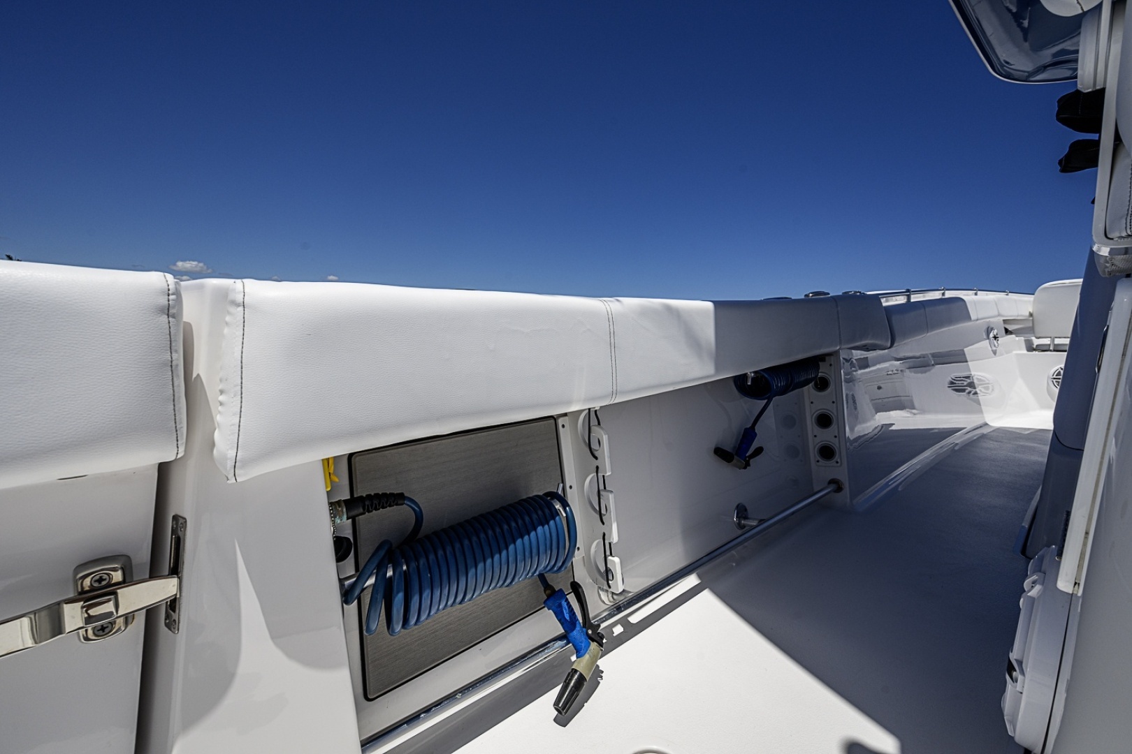 Sportsman 352 Open Yacht For Sale