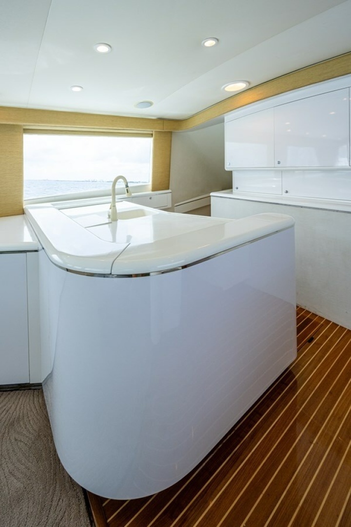 American Custom Yachts  Yacht For Sale