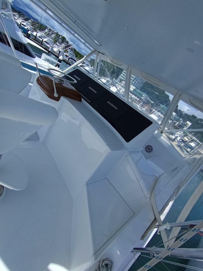 American Custom Yachts  Yacht For Sale