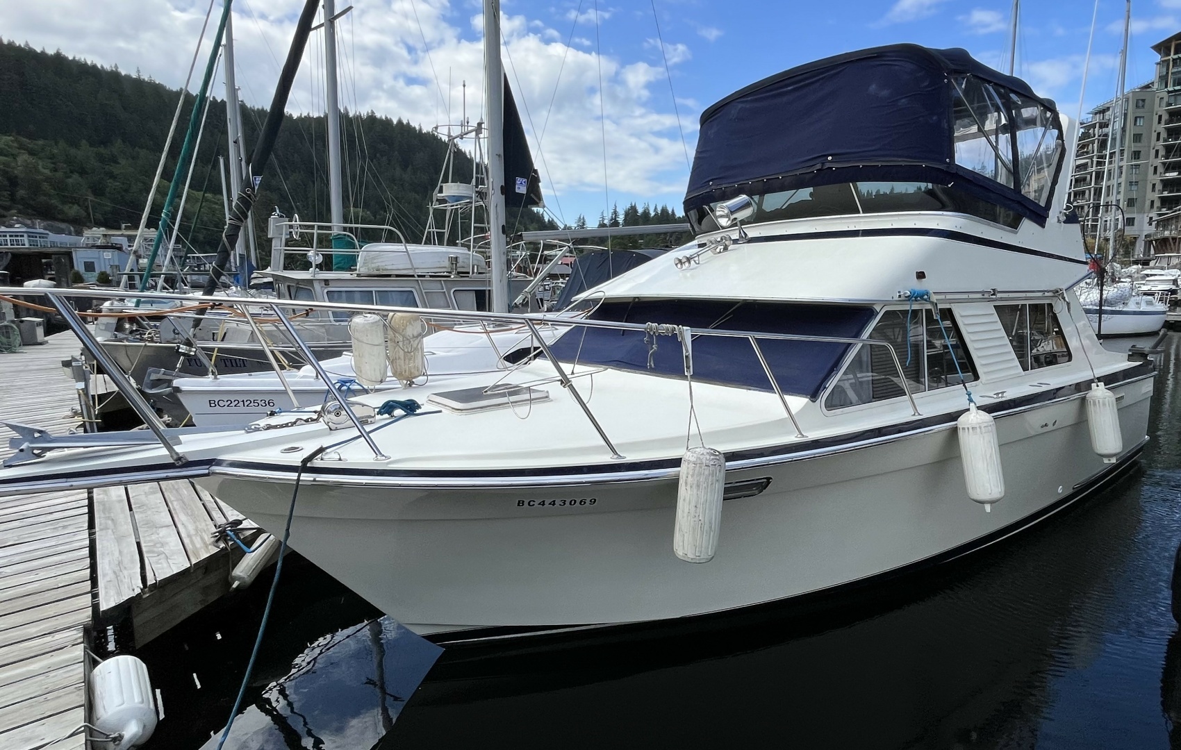 Tollycraft 30′ Sport Cruiser — Shirley Rose
